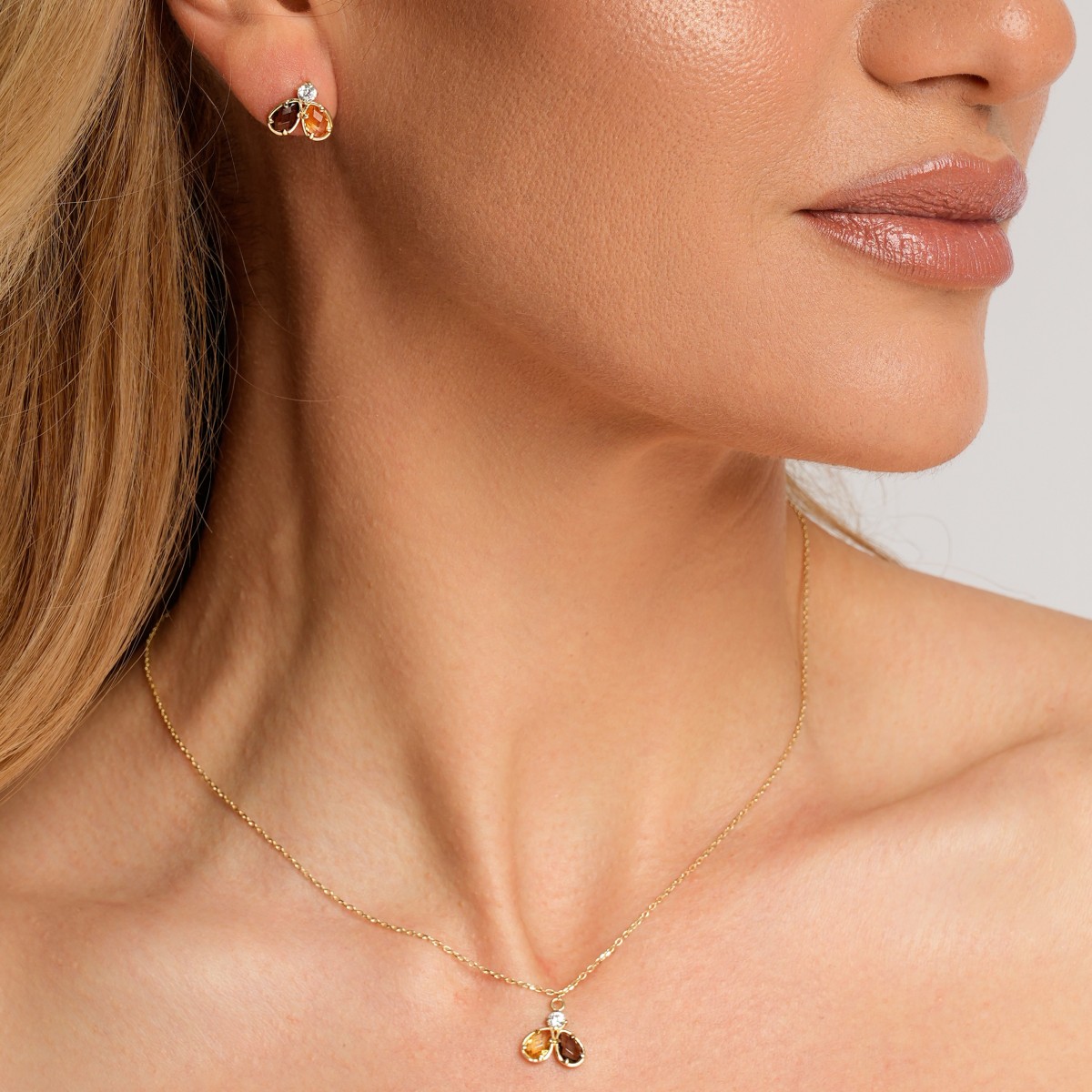 Златно колие Color Magic