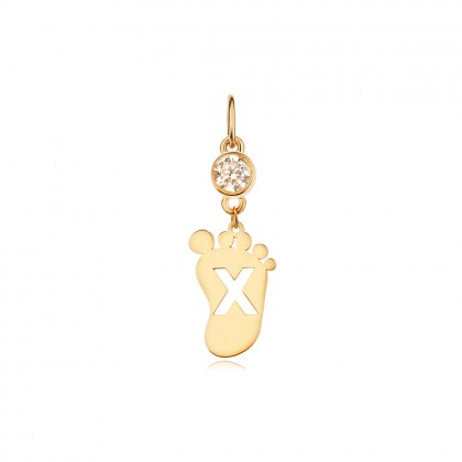 Златен мадальон бебешки крачета 