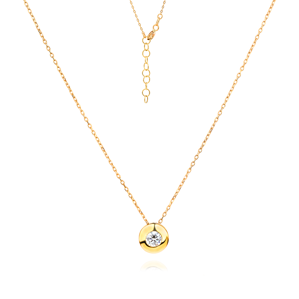 Златно колие с едно камъче