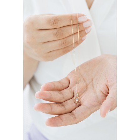 Златно колие с детелинка