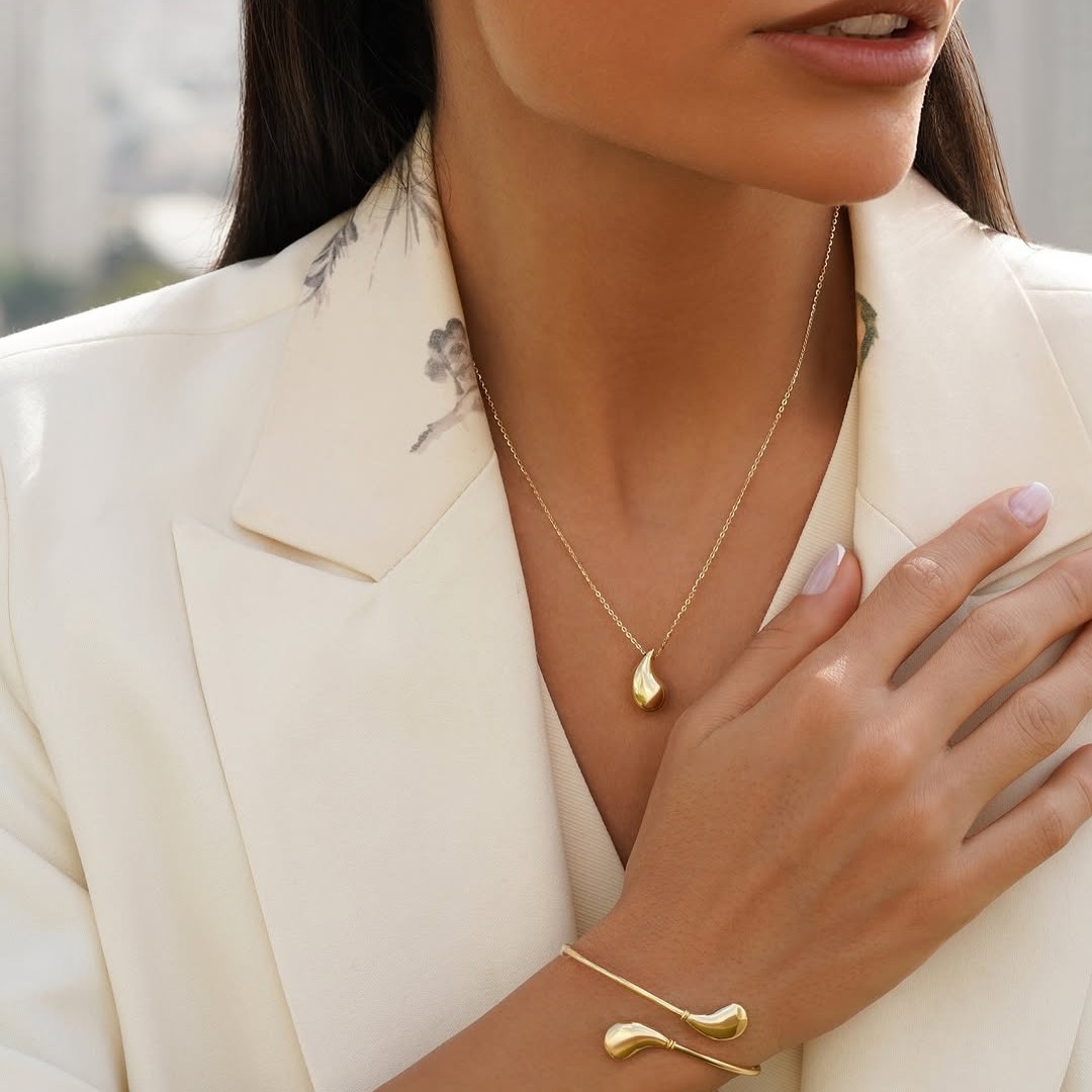 Златно колие Eleganza