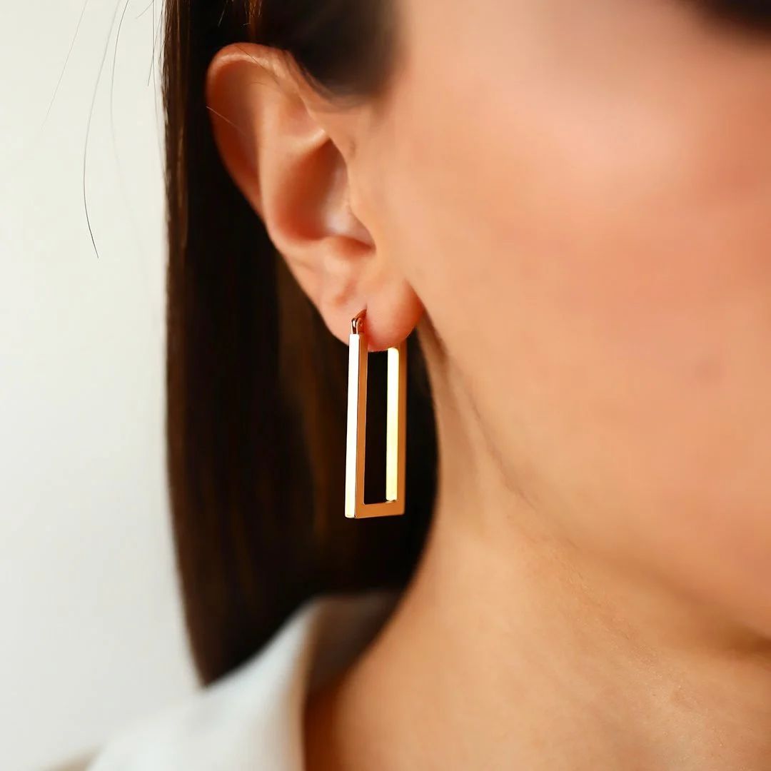 Златни обеци Alema