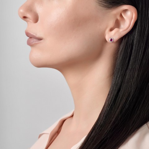 Обеци с диаманти и рубин