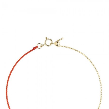 Гривна с червен конец и златен елемент карма