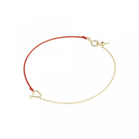 Гривна с червен конец и златен елемент сърце