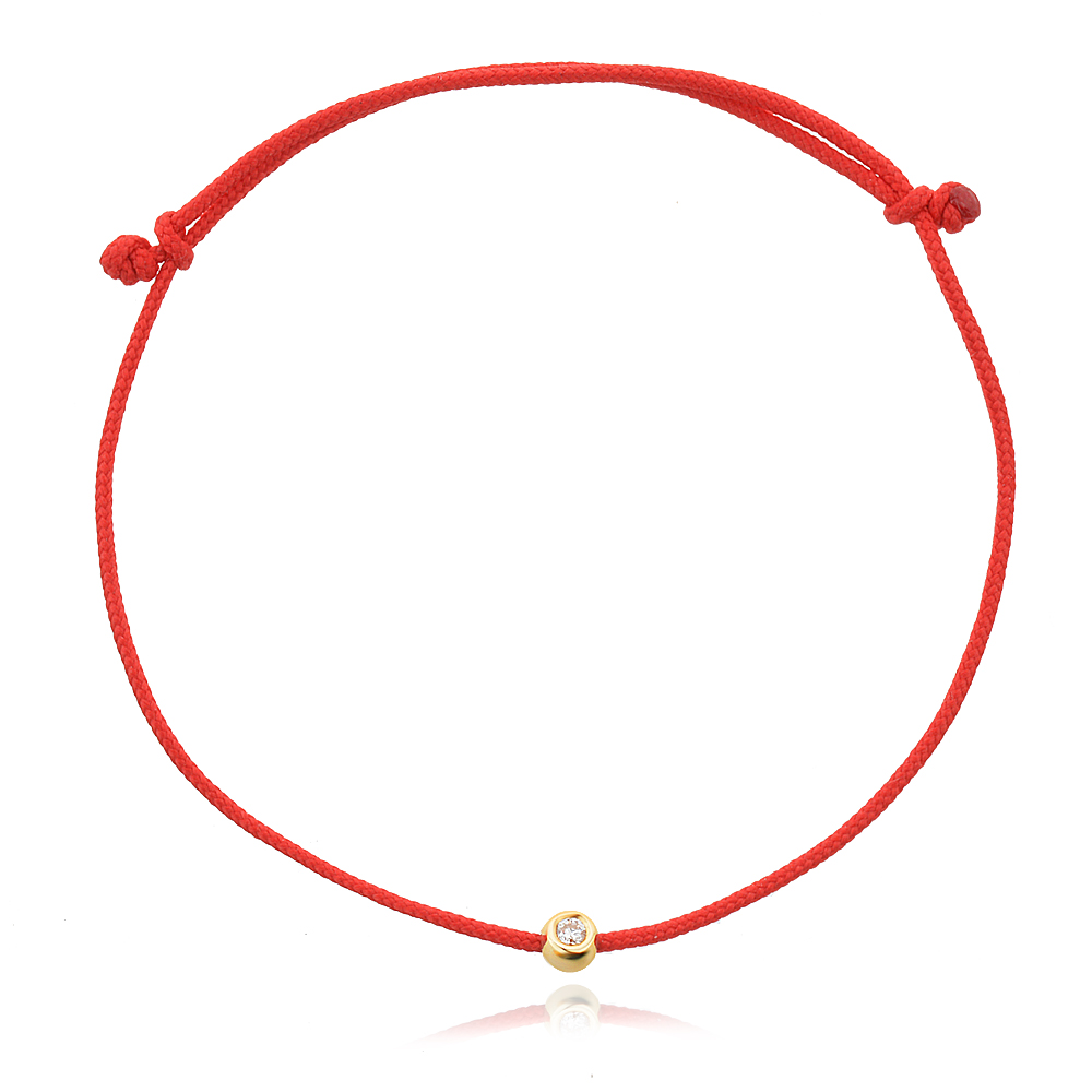Гривна с червен конец и диамант