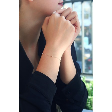 Златна гривна Dorina