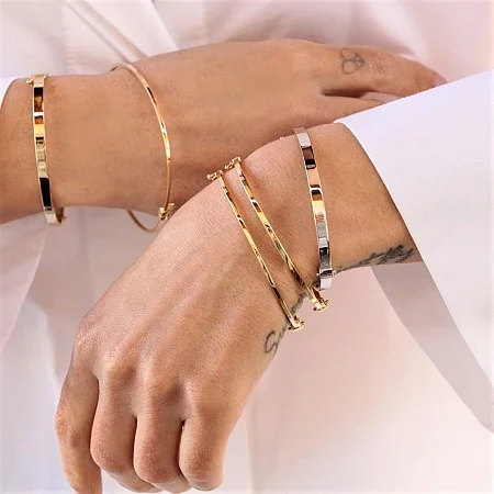 Златна твърда гривна Luxe Line - ГРИВНИ (Златни и сребърни бижута)