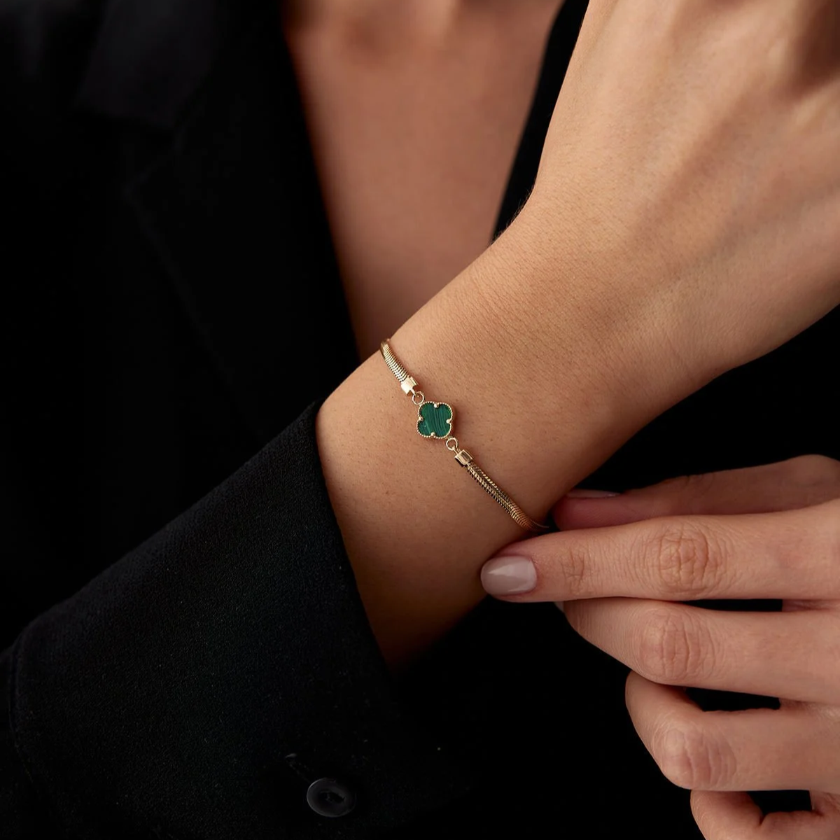 Златна Гривна Clover