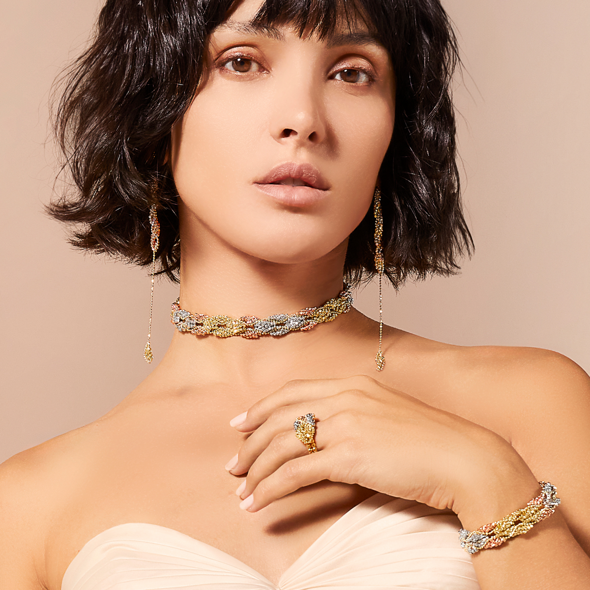 Златна Гривна Elika