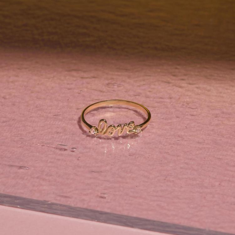 Златен пръстен LOVE