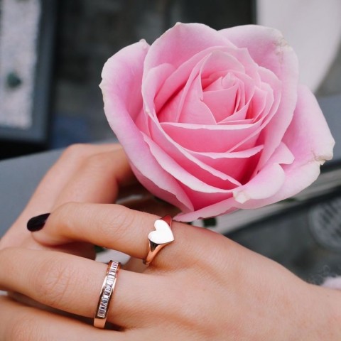 Златен пръстен D10557